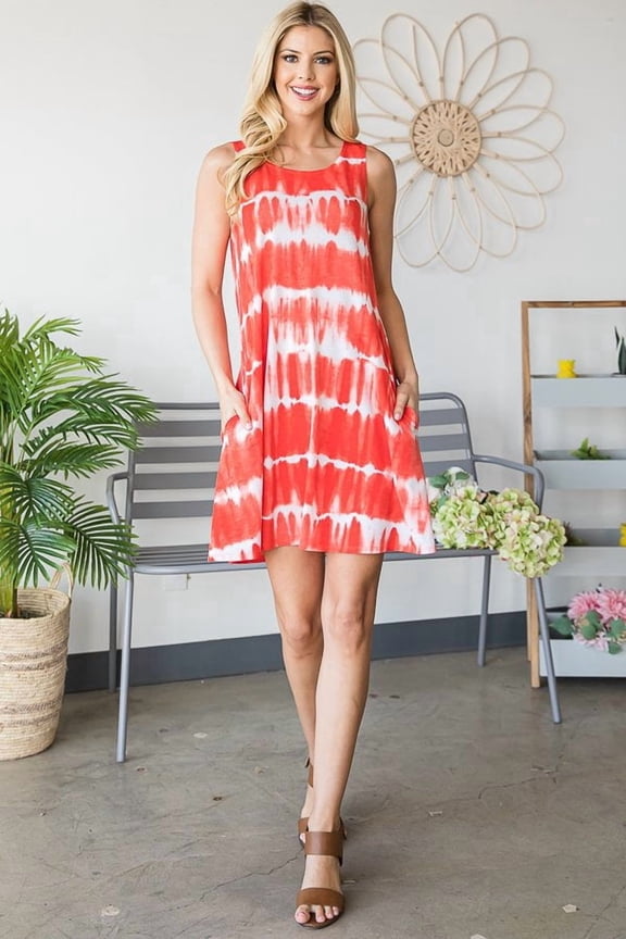 The Coraline - Women's Plus Size Dress in Dark Coral