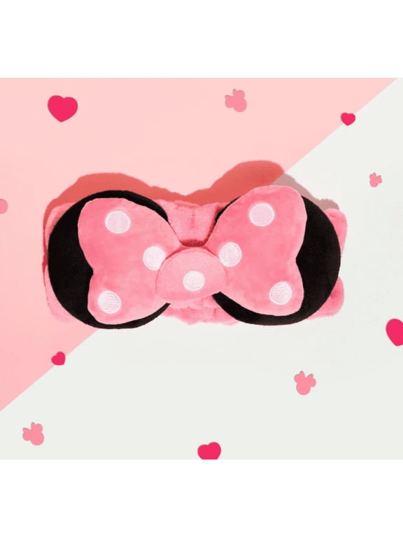 The Crème Shop- Hello Kitty 3D Plushie Sleep Mask