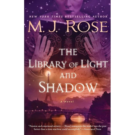 Daughters of La Lune The Library of Light and Shadow, Book 3, (Paperback)