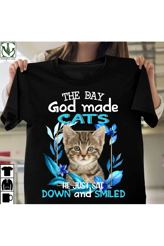 The Day God Made Cats He Smiled Brightly Feline Flower Art Unisex T-Shirt, up to size 5XL