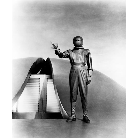 The Day The Earth Stood Still Lock Martin 1951 Tm & Copyright � 20Th Century Fox Film Corp./Courtesy Everett Collection Photo Print (8 x 10)