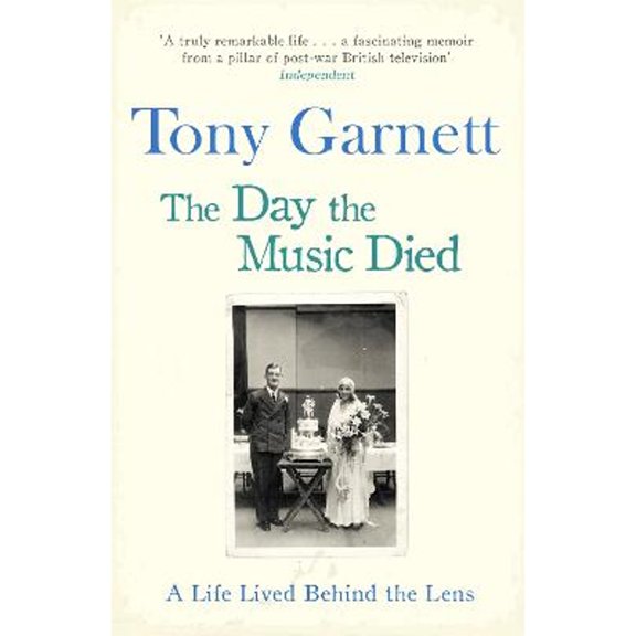 Pre-Owned The Day the Music Died: A Life Lived Behind the Lens Paperback
