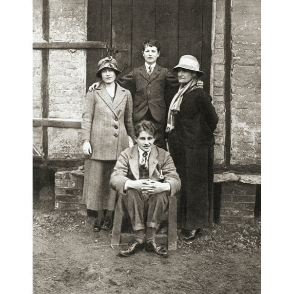 The Duchess of York left her mother Cecilia Nina Bowes-Lyon right her brother David Bowes-Lyon seated and Prince Paul of Yugoslavia