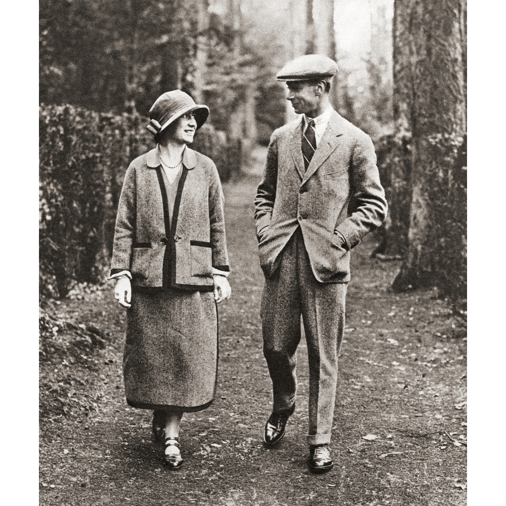 The Duke And Duchess Of York Strolling Through The Grounds Of Polesdon