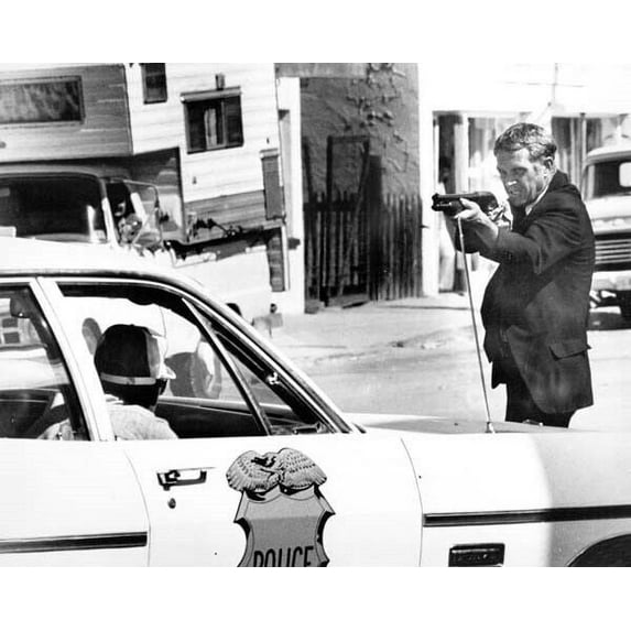 The Getaway 1972 Steve McQueen aims shotgun ay police car 24x30 inch poster
