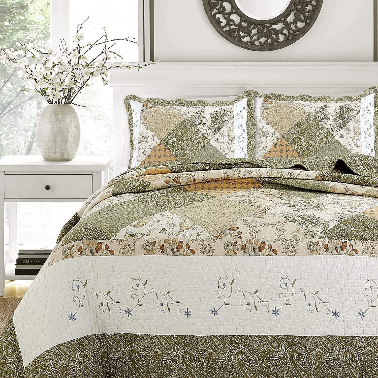 Olive Green and Beige Cotton Twin Reversible Quilt Set