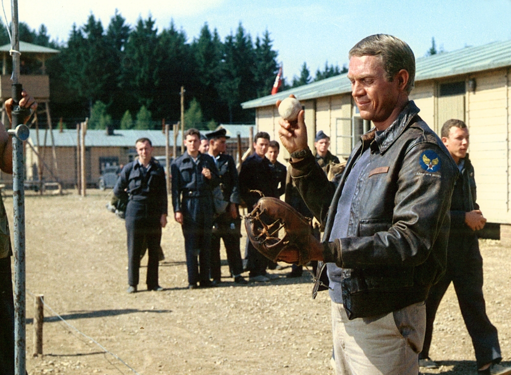 The Great Escape Canvas Art - (20 x 16)