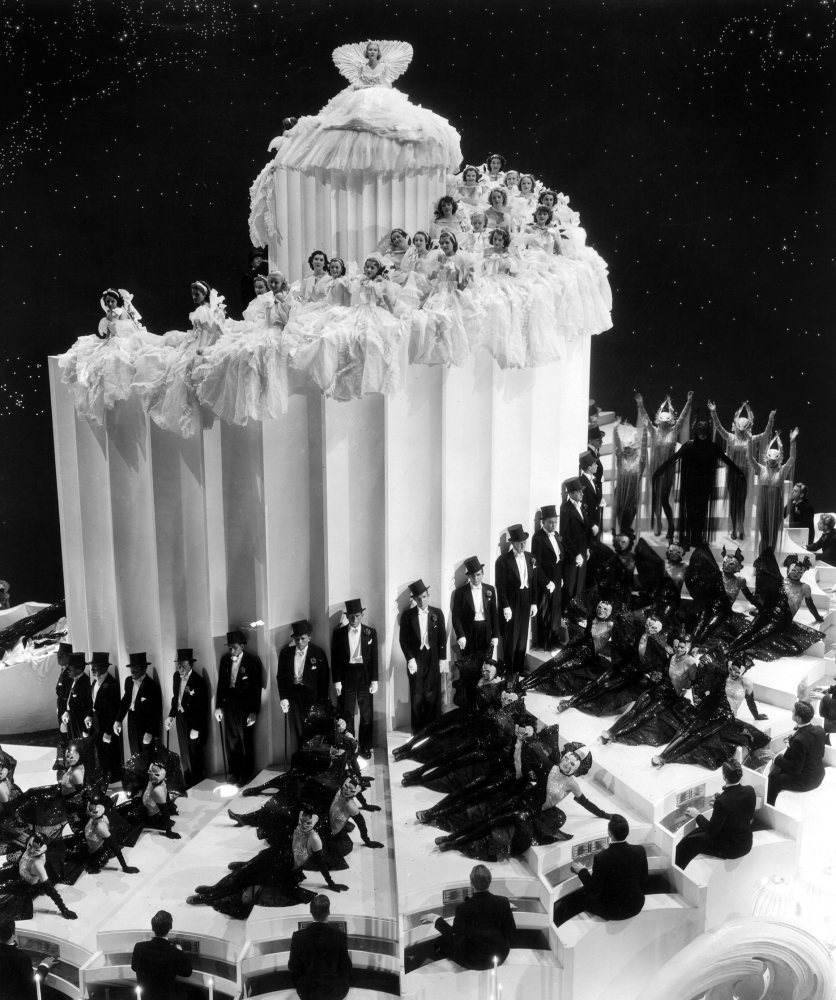 The Great Ziegfeld Canvas Art - (16 x 20)