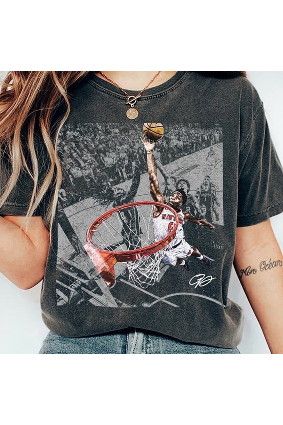 The Hand Of OG Anunoby Basketball Vintage Graphic T-Shirt, Unisex Short Sleeve Tee