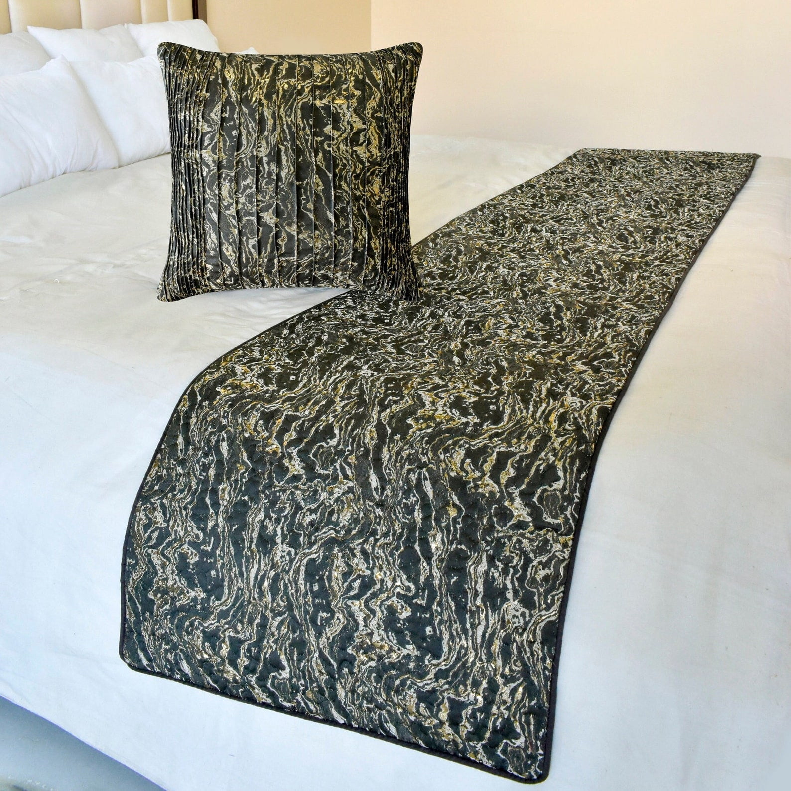 Bed Runner Example The HomeCentric King / Queen / Twin Black Decorative Bed Runner Twin 53 ...
