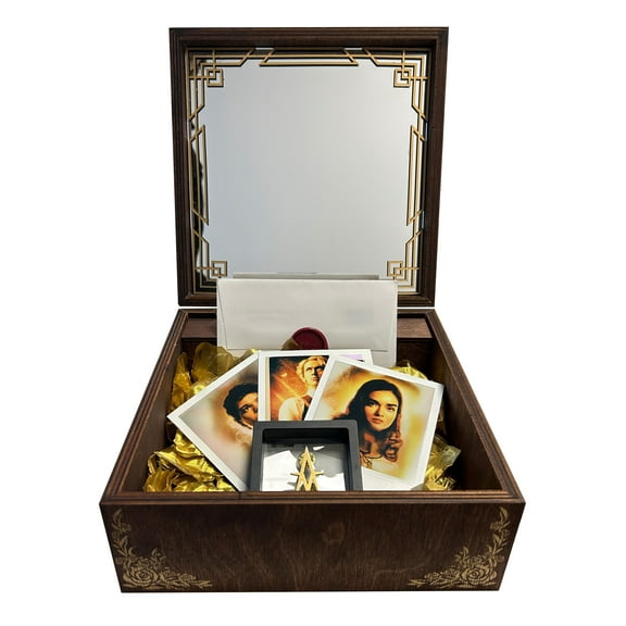 The Hunger Games: The Ballad Of Songbirds & Snakes Music Box Memorabilia Collection
