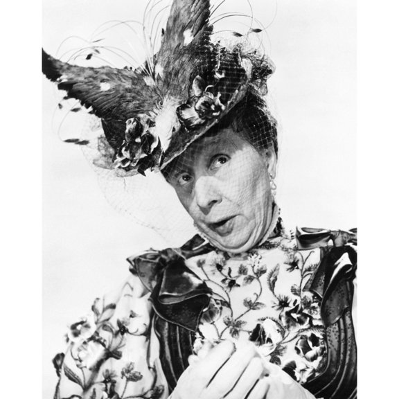 The Importance Of Being Earnest Edith Evans 1952 Photo Print (8 x 10)