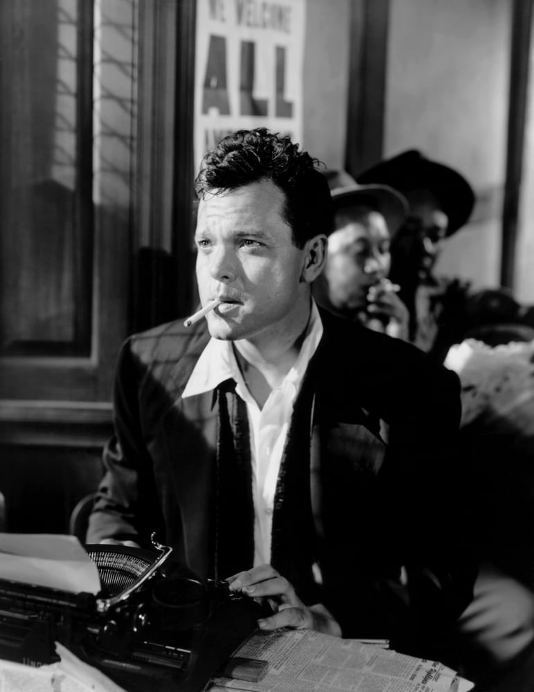 The Lady From Shanghai Canvas Art - (16 x 20)