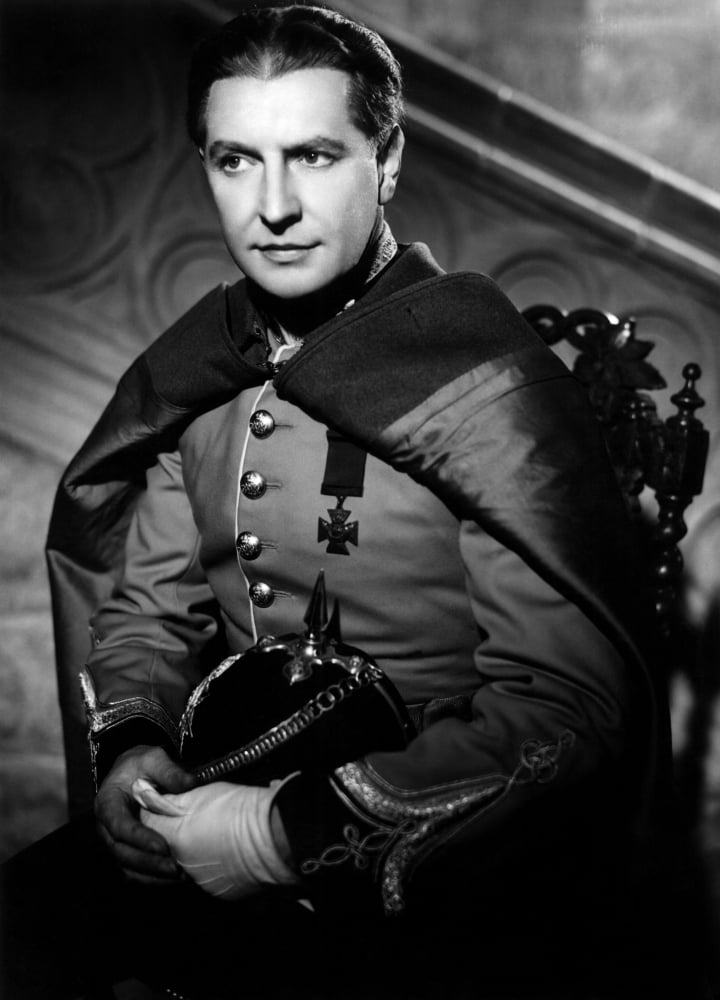 The Life And Death Of Colonel Blimp Canvas Art - (16 x 20)