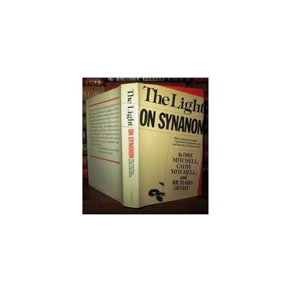 Pre-Owned The Light on Synanon: How a country weekly exposed a corporate cult--and won the Pulitzer Prize (Paperback) 0872237613 9780872237612