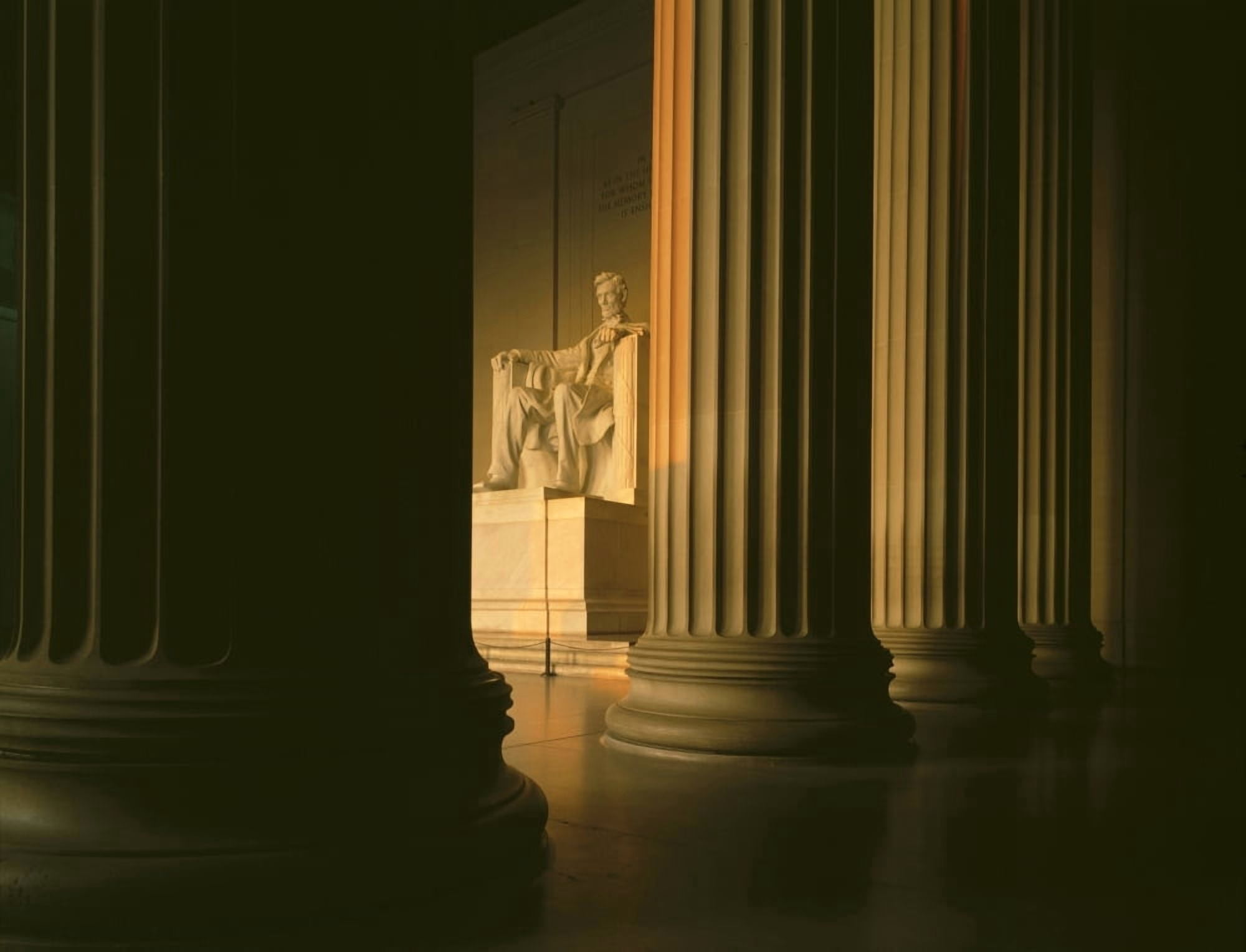 The Lincoln Memorial in the morning light Washington DC Canvas Art - Panoramic Images (28 x 22)
