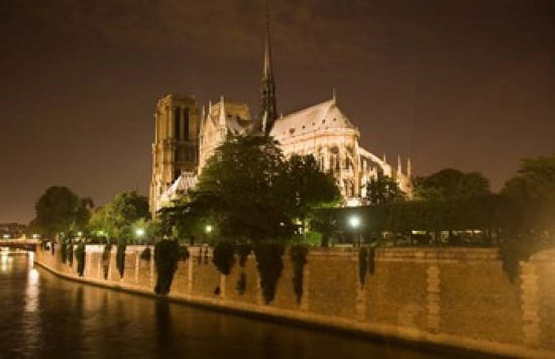 The Louvre at Twilight Canvas Art - Jaynes Gallery DanitaDelimont (28 x 18)