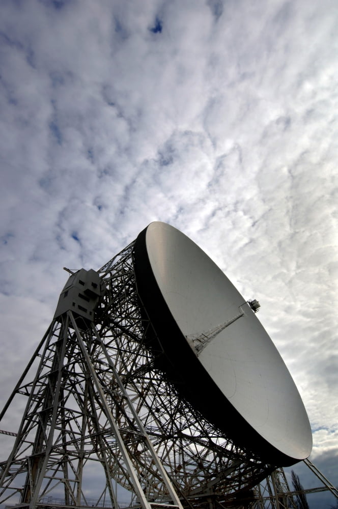 The Lovell Telescope at Jodrell Bank Observatory in Cheshire England Canvas Art - Mark StevensonStocktrek Images (12 x 18)