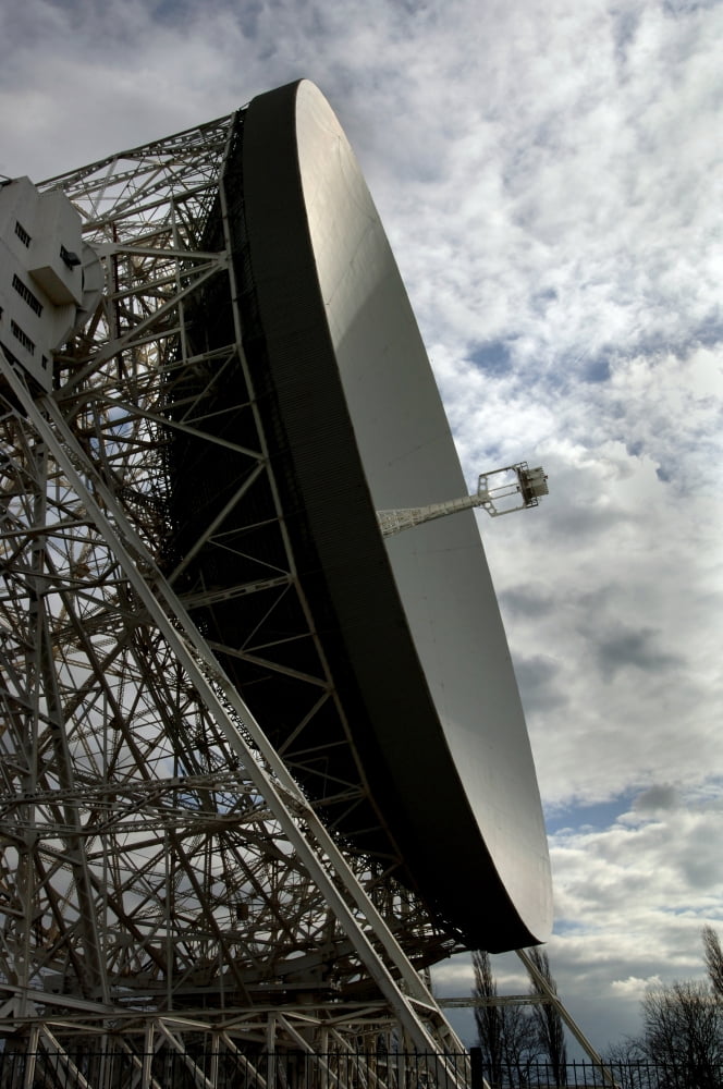 The Lovell Telescope at Jodrell Bank Observatory in Cheshire England Canvas Art - Mark StevensonStocktrek Images (24 x 35)