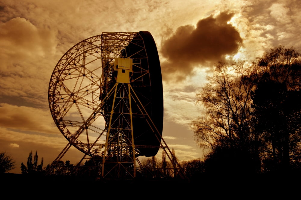 The Lovell Telescope at Jodrell Bank Observatory in Cheshire England Canvas Art - Mark StevensonStocktrek Images (35 x 24)