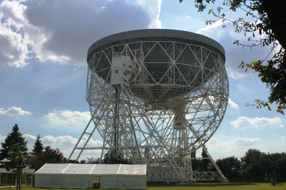 The Lovell Telescope at Jodrell Bank Observatory in Cheshire England Canvas Art - Mark StevensonStocktrek Images (35 x 24)