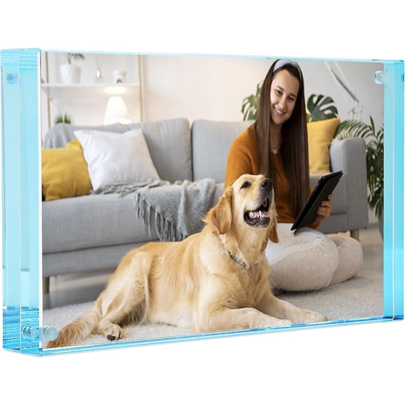 The MAGNET FRAME 2 5x3 5 with Aqua Edge by Canetti - 2.5x3.5
