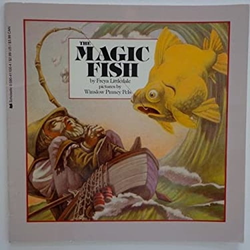 Pre-Owned The Magic Fish (An Easy-to-Read Folktale) (Paperback) 0590338439 9780590338431