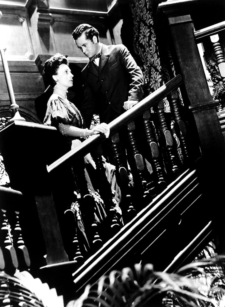 The Magnificent Ambersons Canvas Art - (16 x 20)