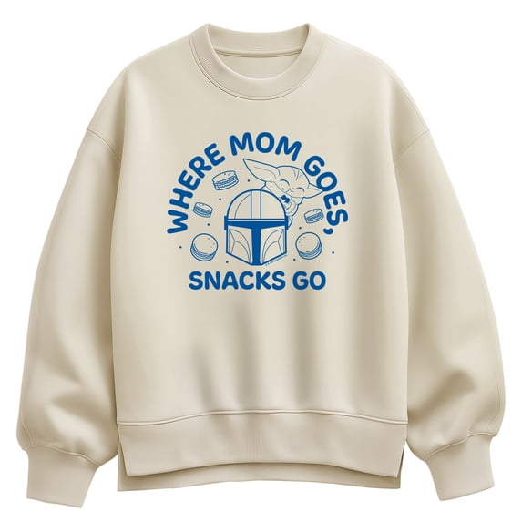 Star Wars - Where Mom Goes Snacks - Women's Oversized Fleece Crew Sweatshirt