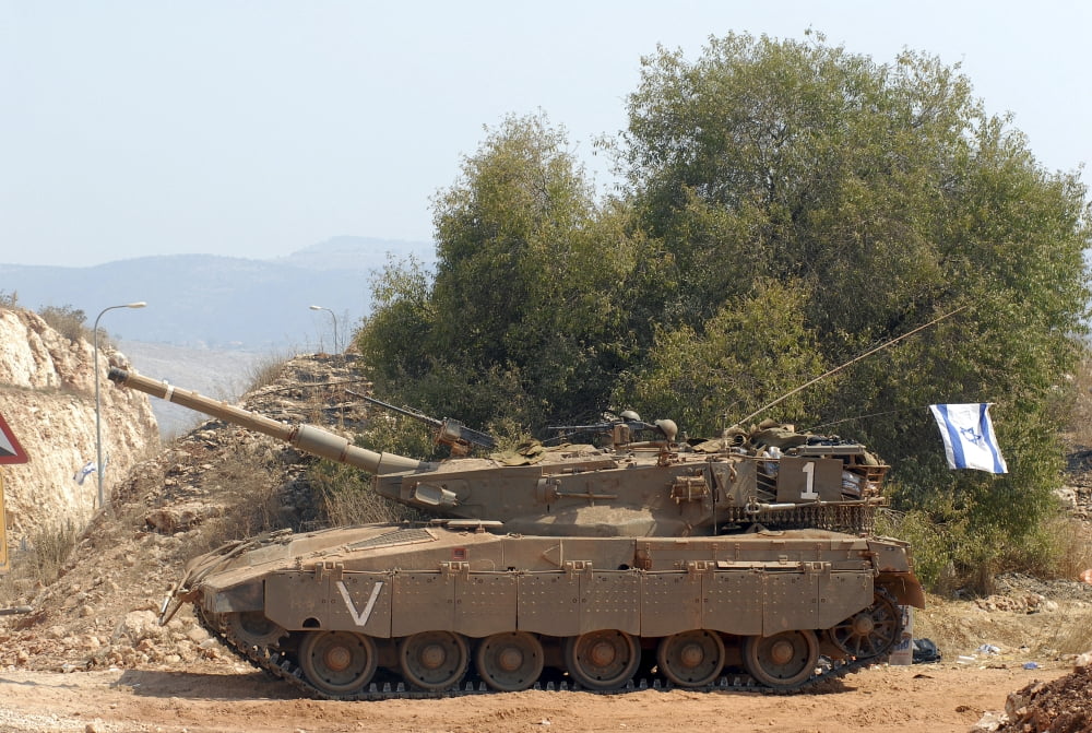 The Merkava Mark III-D main battle tank of the Israel Defense Force Canvas Art - Andrew ChittockStocktrek Images (35 x 23)