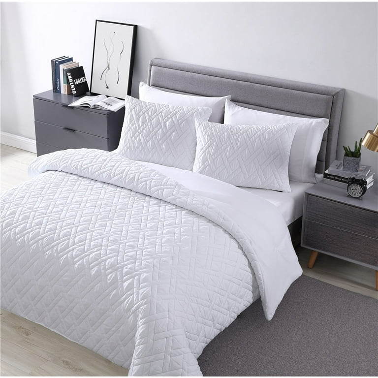 The Nesting Company Larch 3 Piece Comforter Set White King