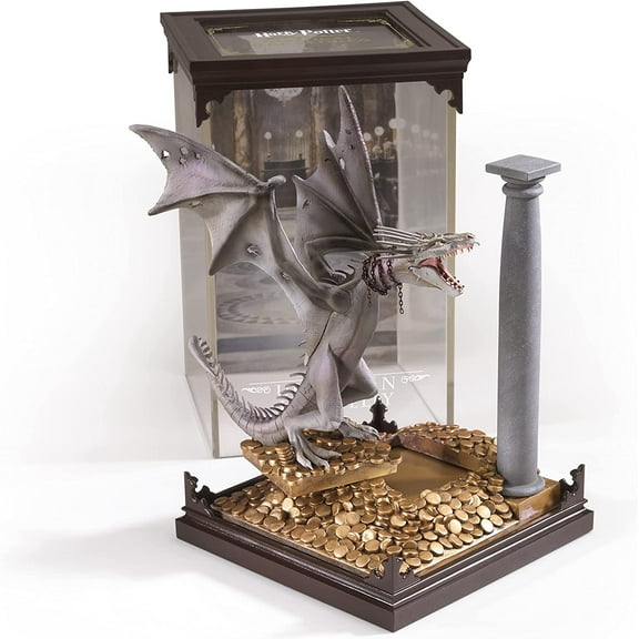The Noble Collection Harry Potter Magical Creatures: No.5 Ukrainian Ironbelly