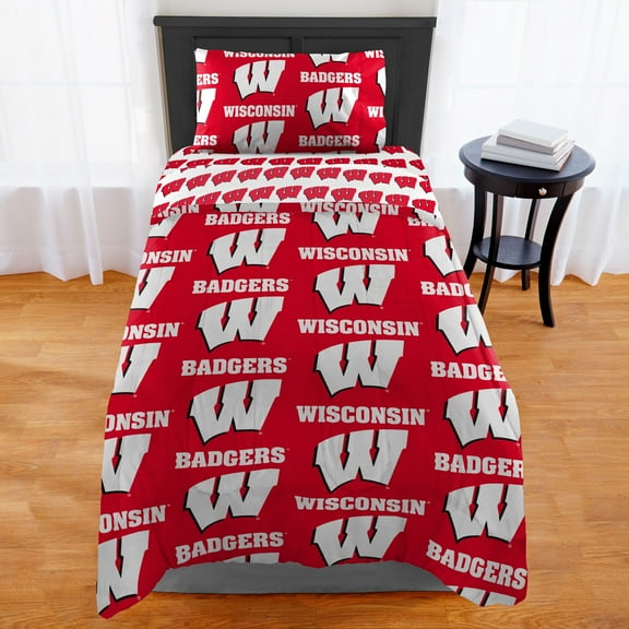 The Northwest Company Wisconsin Badgers 4-Piece Twin XL Bed in a Bag Set