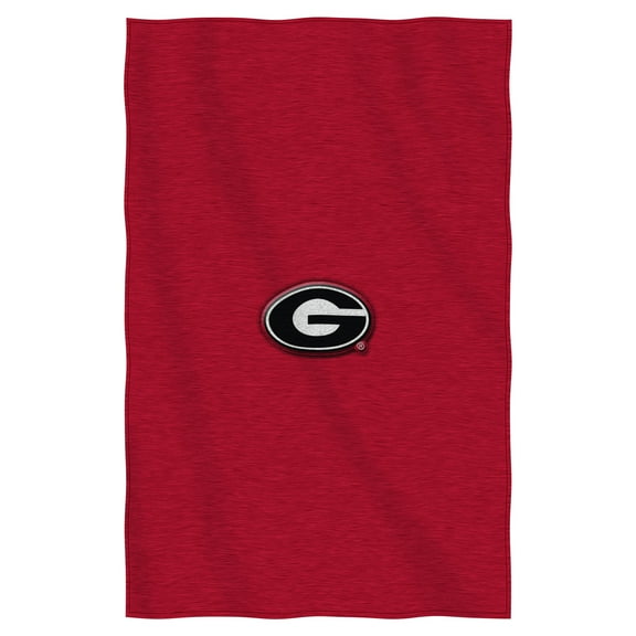 The Northwest Group Georgia Bulldogs 54'' x 84'' Dominate Sweatshirt Throw Blanket