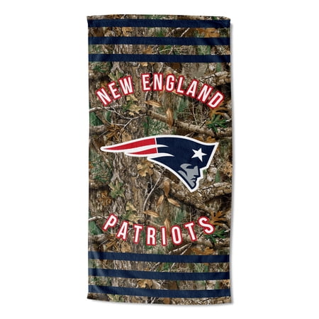 The Northwest Group New England Patriots 30"x 60" Three Stripes Beach Towel