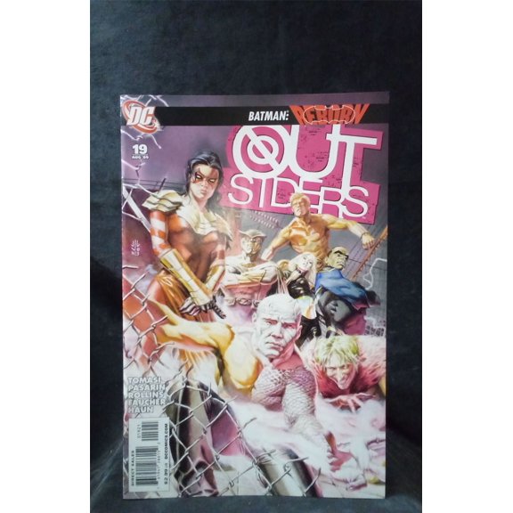 Pre-Owned The Outsiders #19 Variant Cover 2009 DC Comics Comic Book
