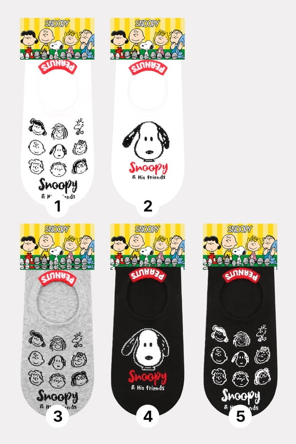 Snoopy Women and teen girls Cartoon Character Series Licensed No Show Socks Assorted Colors 5 Pack Set Collection