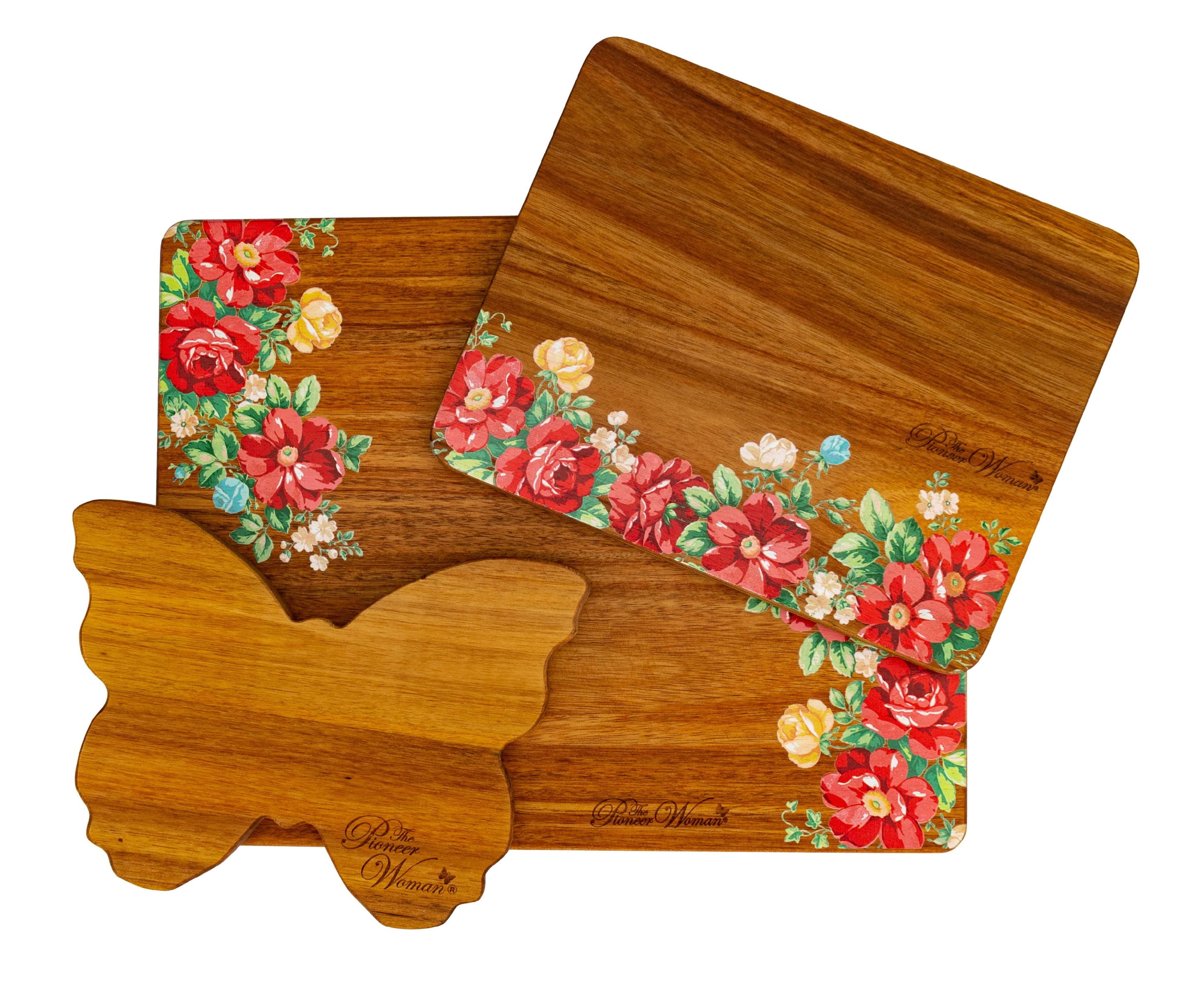 https://i5.walmartimages.com/seo/The-Pioneer-Woman-3-piece-Acacia-Cutting-Board-Set-Vintage-Floral-Pattern_47620f74-abb6-4d78-ae73-d848de5f632c.3346d60a3db8553815cdc9a90d5a443f.jpeg
