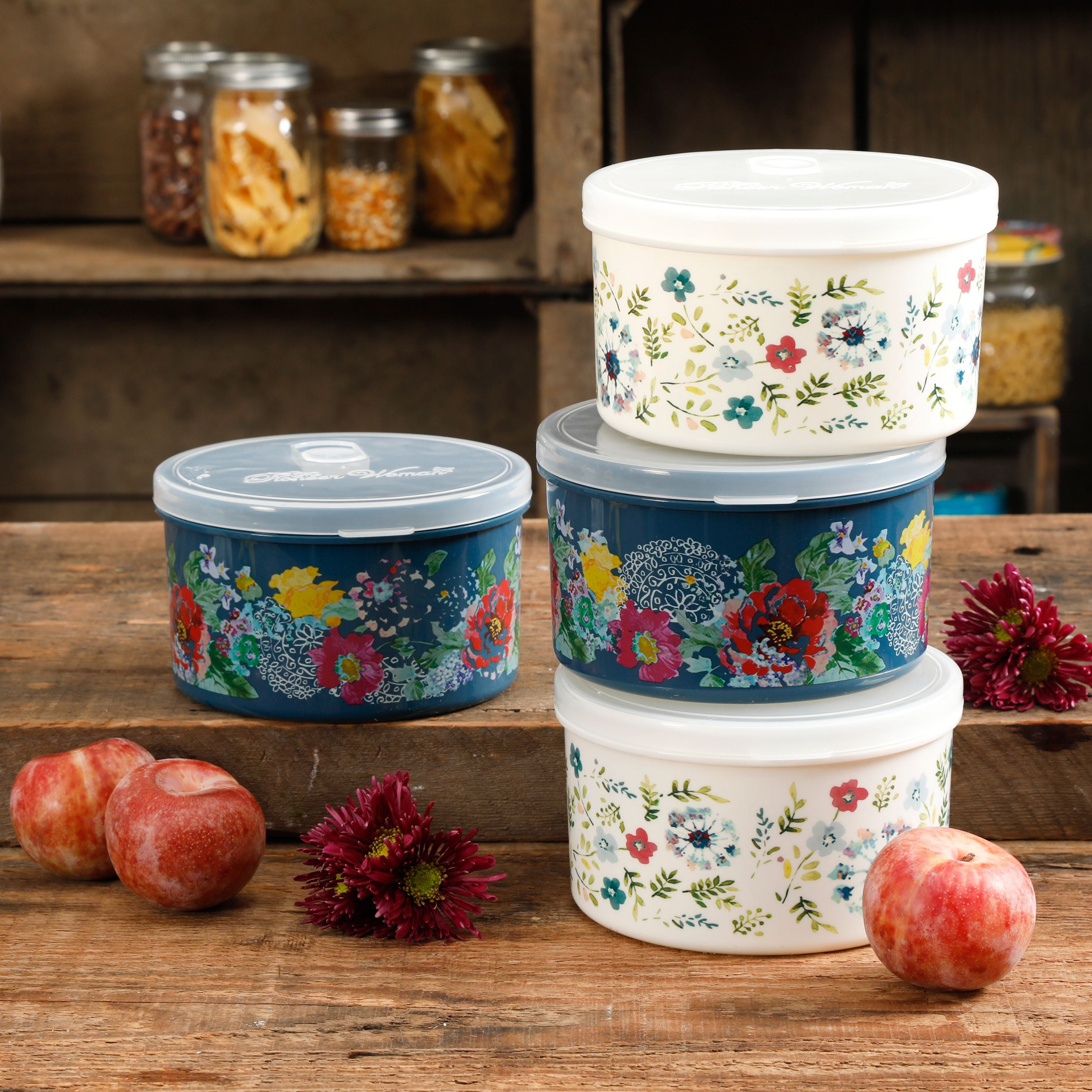 The Pioneer Woman 4 Cup Capacity Plastic Food Storage Container