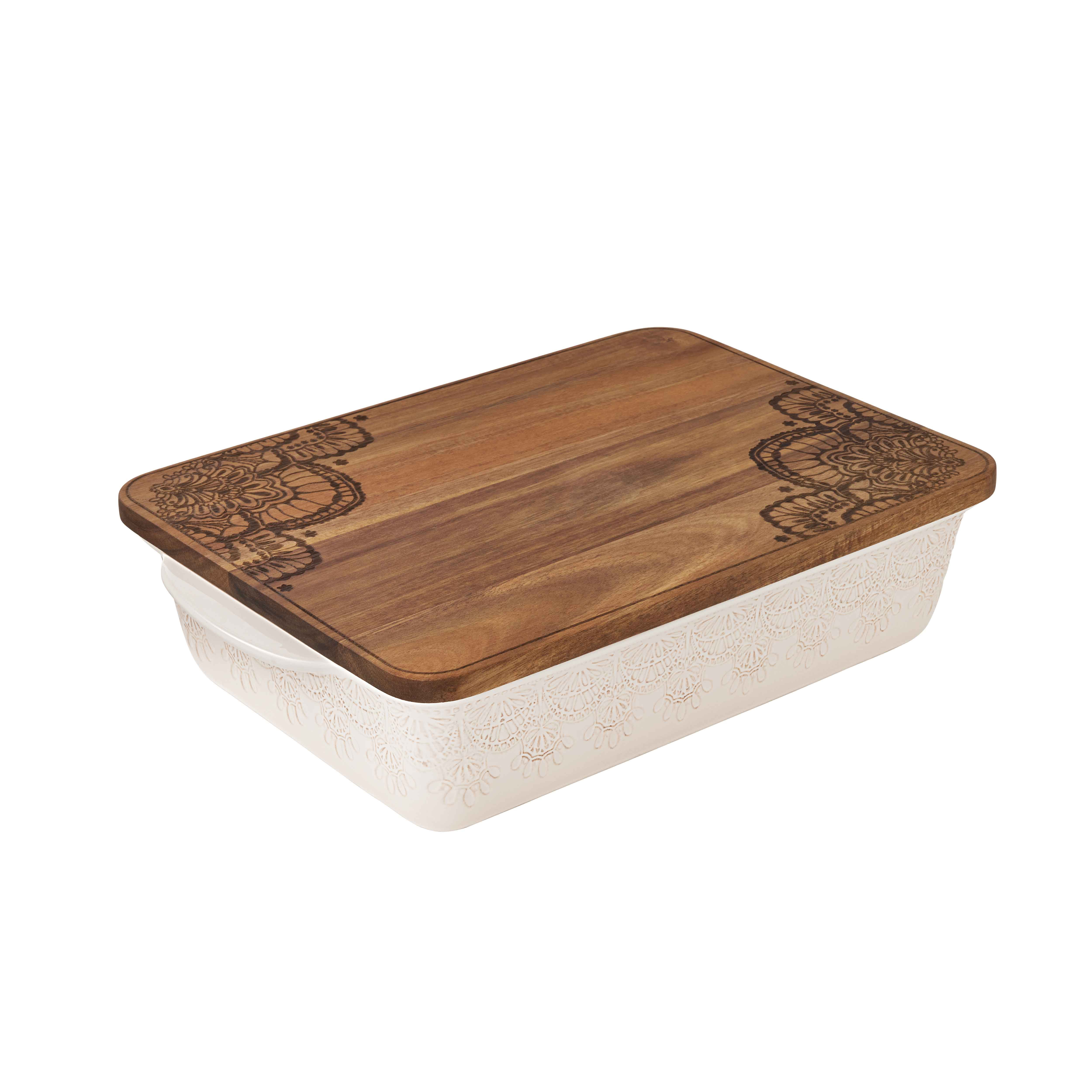 The Pioneer Woman Vintage Lace 9" x 13" Ceramic Baker with Wood Lid, Linen - Walmart.com
