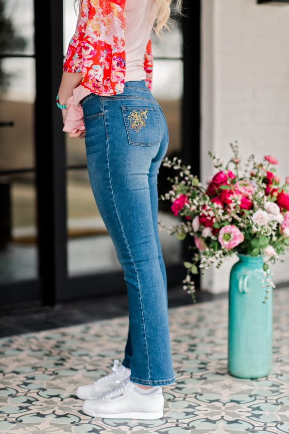 AaduduBa Jeans With Embroidery Designs On Back,jeanx With Pocket For  Women,Used To Match Tops, Outdoor Sports, Show Your Fashion Style : Buy  Online at Best Price in KSA - Souq is now