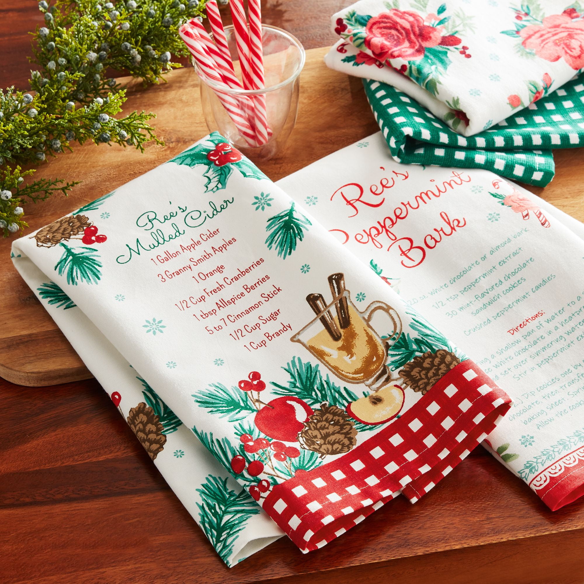 Festive Farmhouse Christmas Kitchen Towel Set of 2