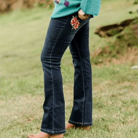The Pioneer Woman Pull On Embroidered Bootcut Jeans, 32” Inseam, Sizes XS-3X, Women's and Women's Plus