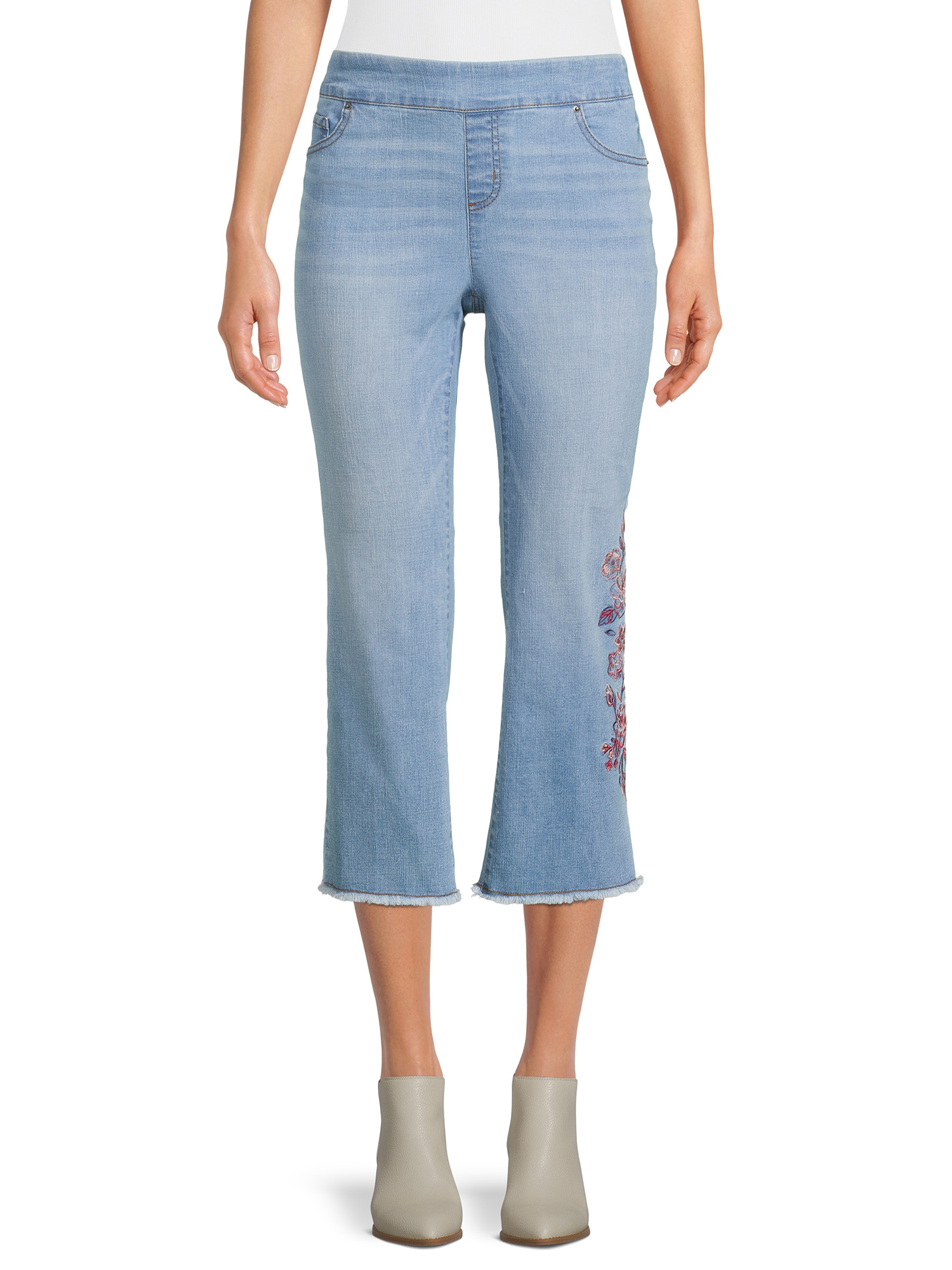 The Pioneer Woman, Pull-On Embroidered Cropped Jean, Womens - image 1 of 6