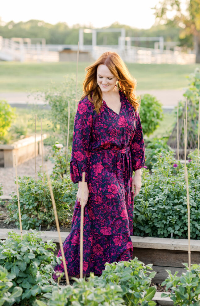 The Pioneer Woman. - Brandclub - The Pioneer Woman Ruffle Neck Midi Dress, Women's, Sizes XS-3X The Pioneer Woman. - Brandclub - The Pioneer Woman Ruffle Neck Midi Dress, Women's, Sizes XS-3X