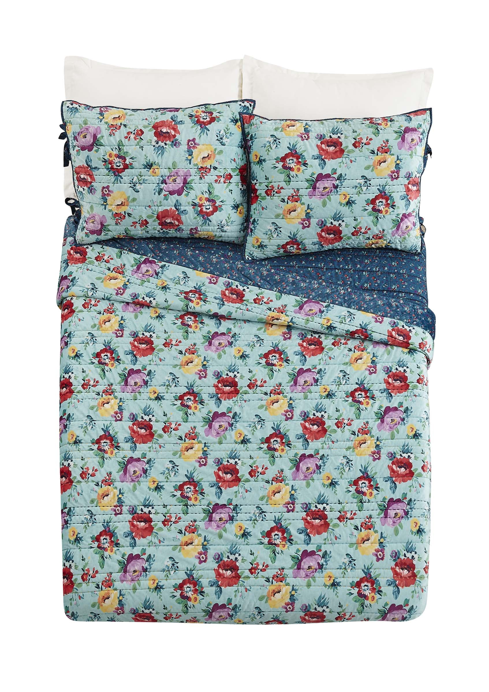 The Pioneer Woman Sweet Romance Blossoms Poly Velvet Full/Queen Quilt