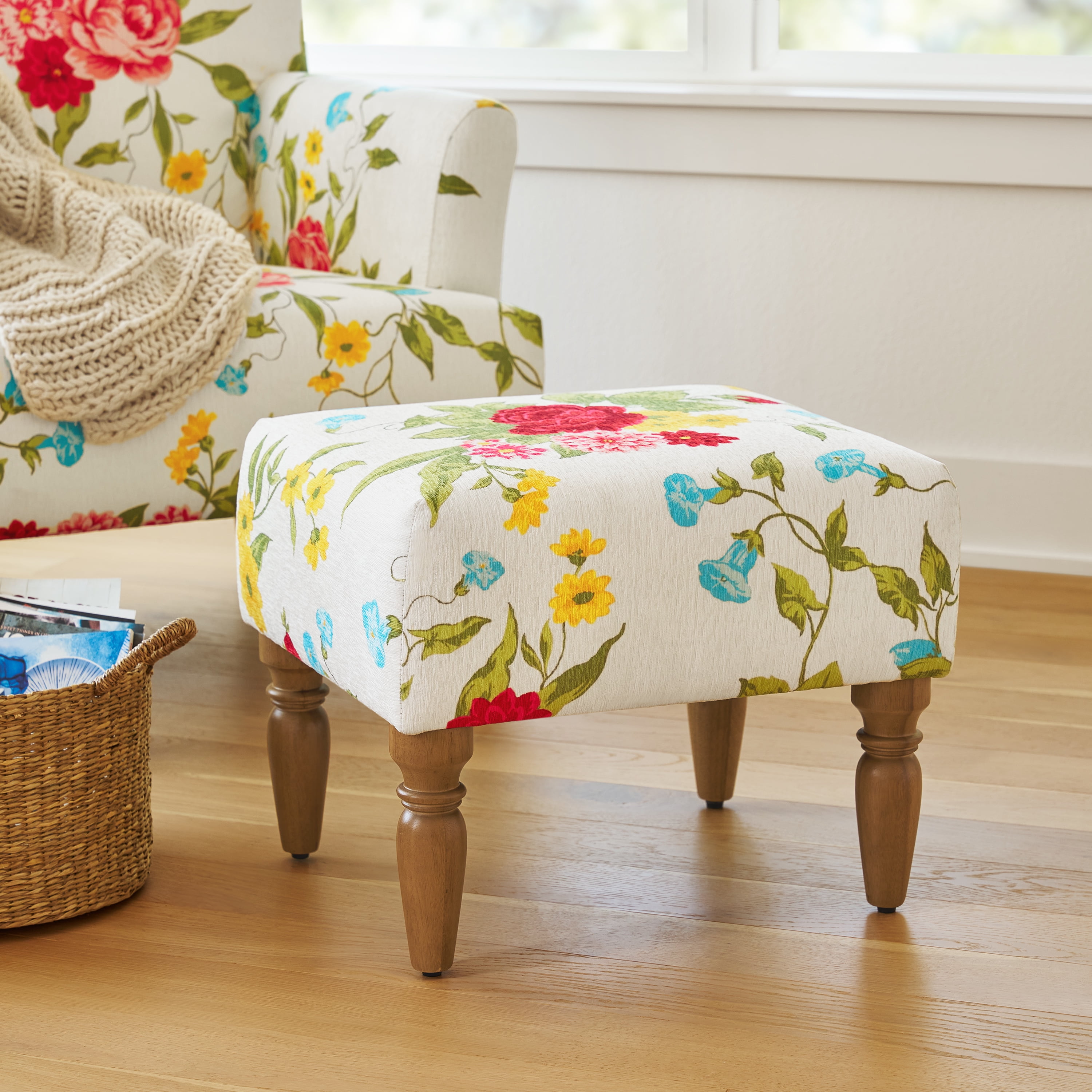 The Pioneer Woman Sweet Rose Ottoman, White Floral, 17.25 in Seat Height