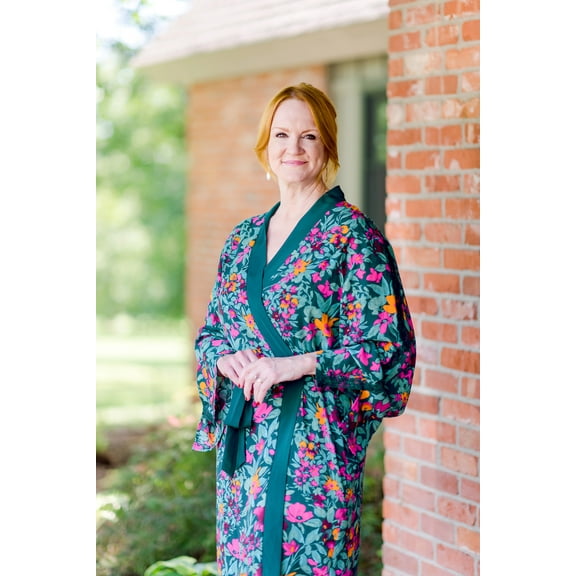 The Pioneer Woman's Bell Sleeve Robe, Women's
