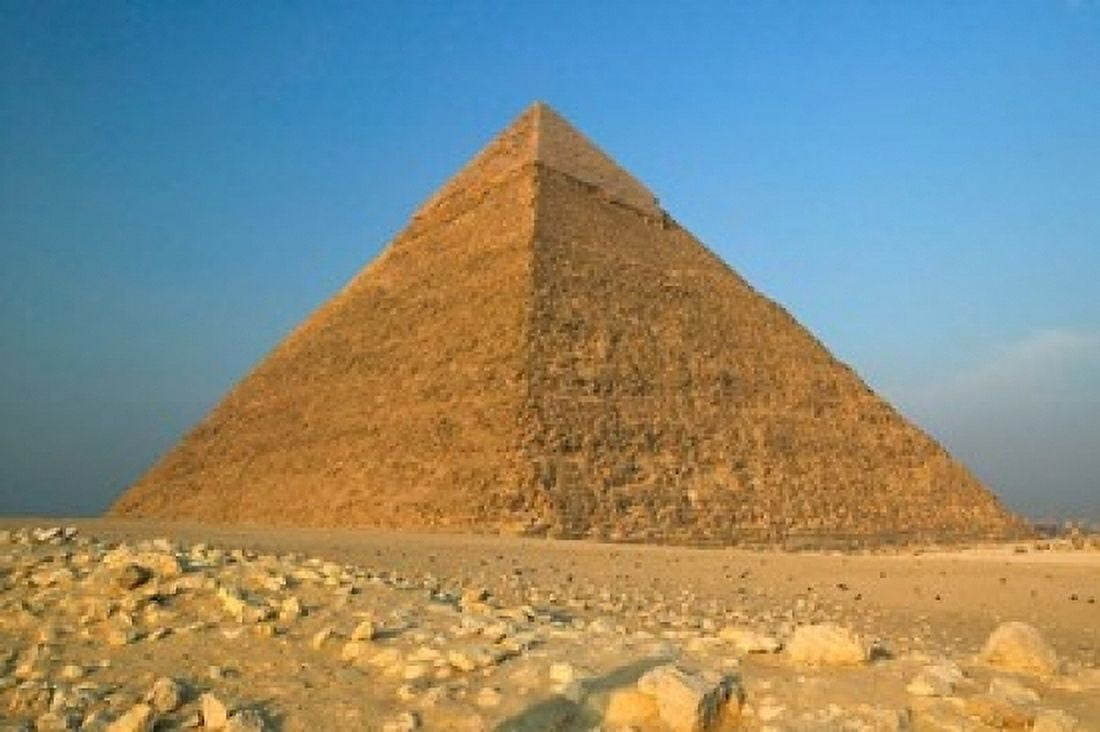 The Pyramids of Giza the Nile Cairo Egypt Canvas Art - Darrell Gulin DanitaDelimont (17 x 11)