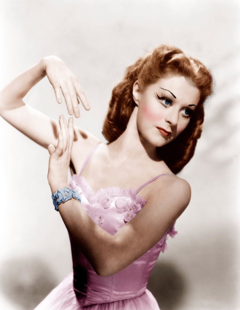 The Red Shoes Canvas Art -  (16 x 20)